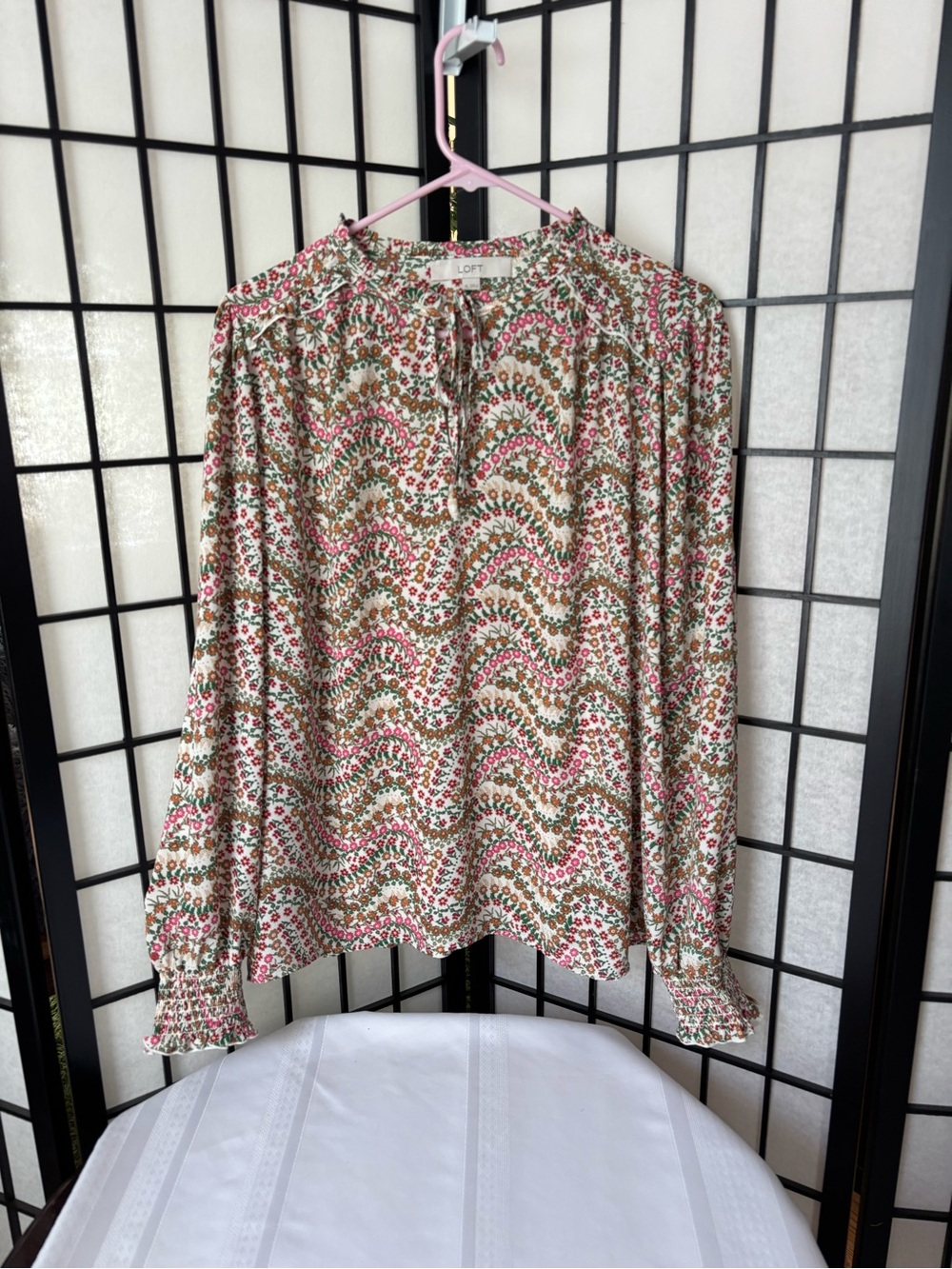 LOFT Cream Pink Green Floral Wave-Print Long Sleeve Blouse